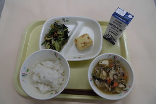 給食写真（12月８日）