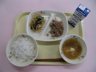 給食写真（6月11日）