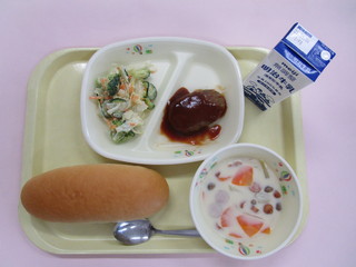 給食写真（4月26日）