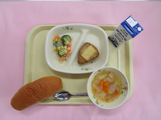 給食写真（5月1日）