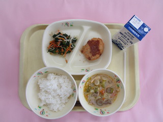 給食写真（5月8日）