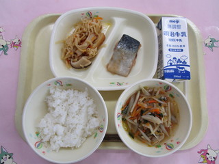 給食写真（4月18日）