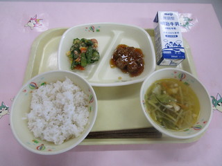 給食写真（4月9日）