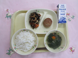 給食写真（4月17日）