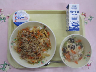 給食写真（4月28日）