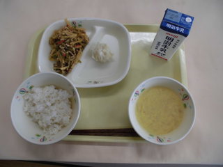 給食写真（29-6-29）